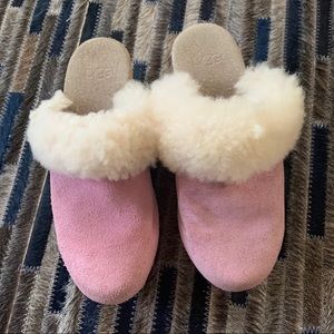 UGG Clogs Kalie Pink Suede Leather